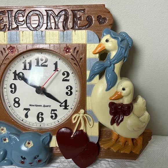 VTG Wall Decor/ Welcome/1986 Burwood Plastic Clock/ Geese /Rocking Horse/ Cat - Picture 4 of 9
